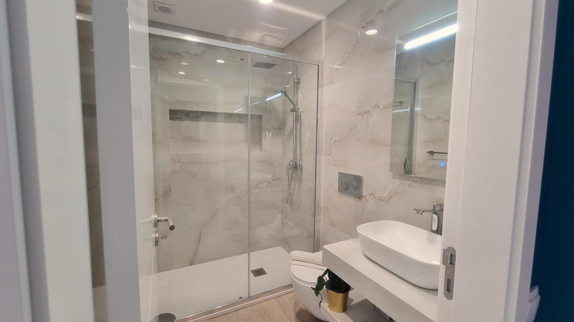 Afonso Galo Guest Apartments IV Almada Bagian luar foto